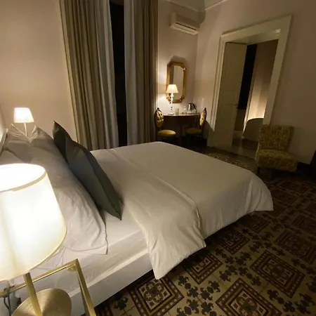 Living Suite Catania Pacini Affittacamere *