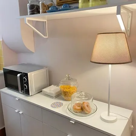 Affittacamere Living Suite Catania Pacini Aeroporto di Catania Fontana Rossa