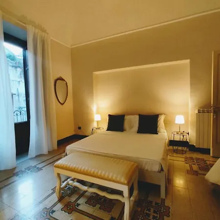 Affittacamere Living Suite Catania Pacini *